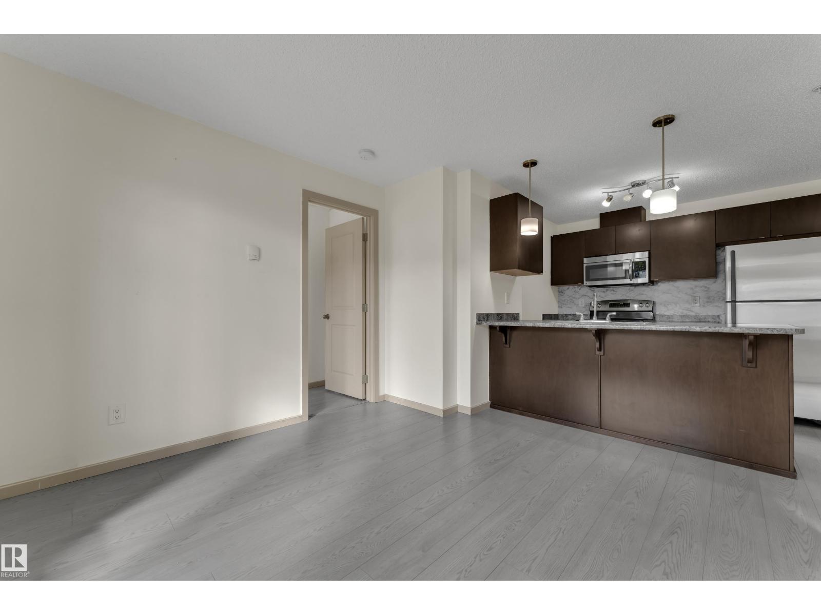 #320 3357 16A AV NW - 19