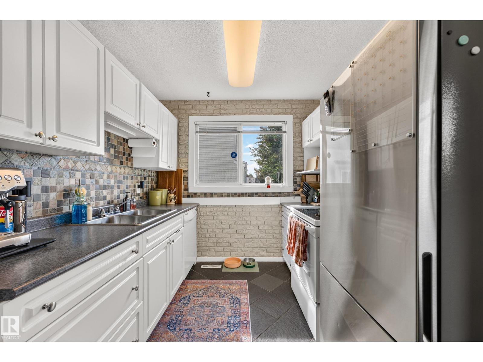 138 DICKINSFIELD CT NW - 6