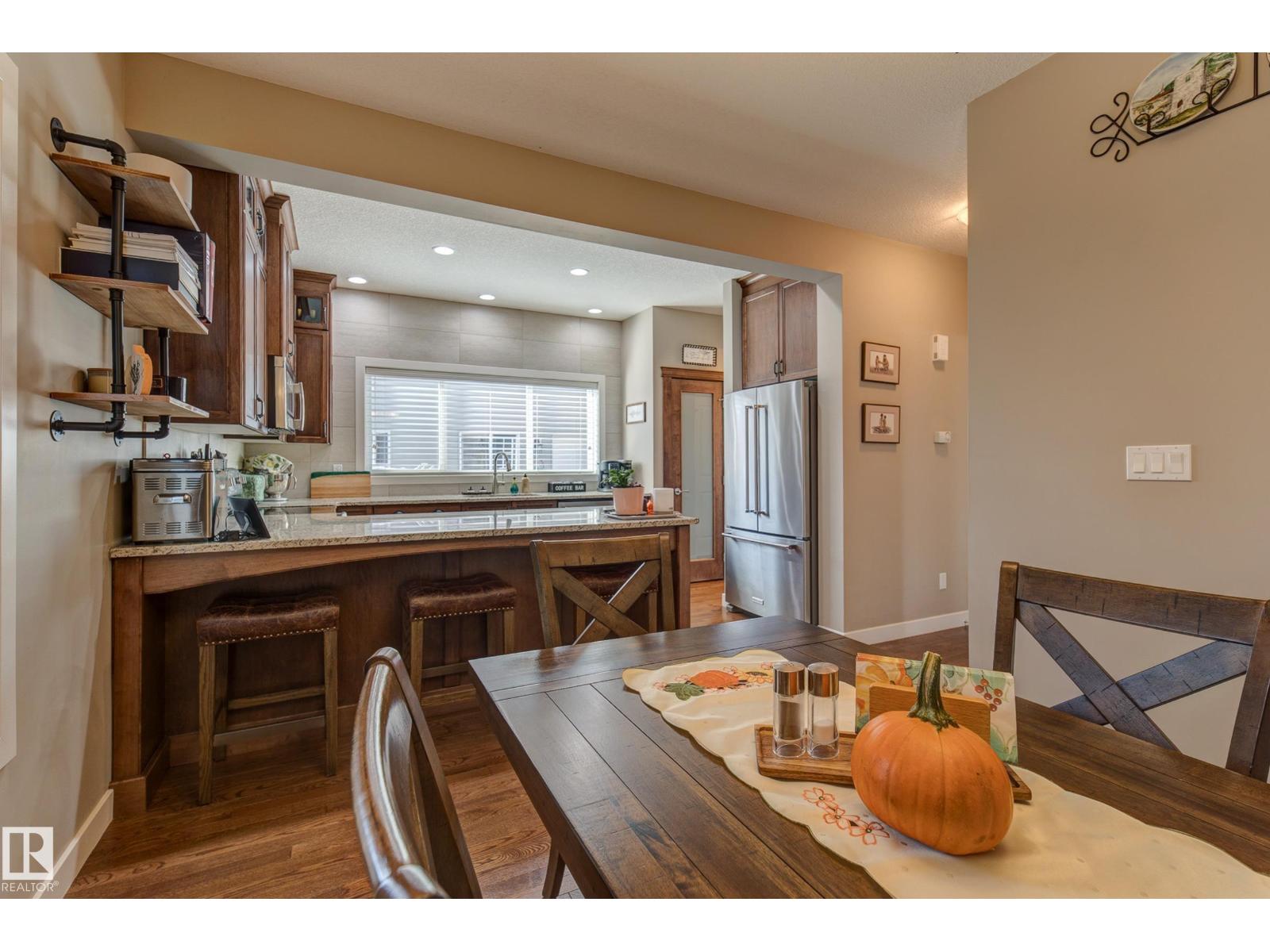22015 97 AV NW - 12