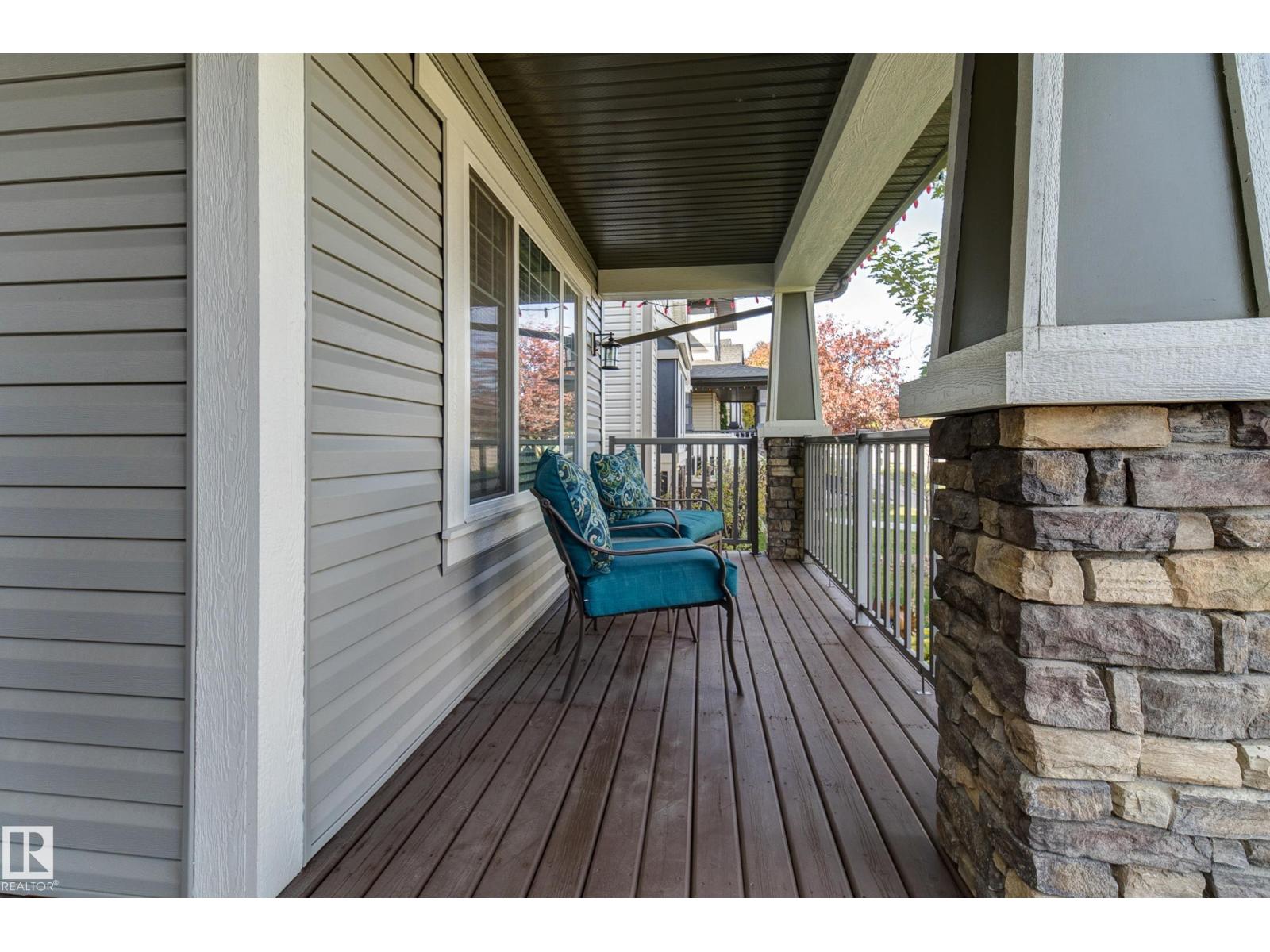 22015 97 AV NW - 3