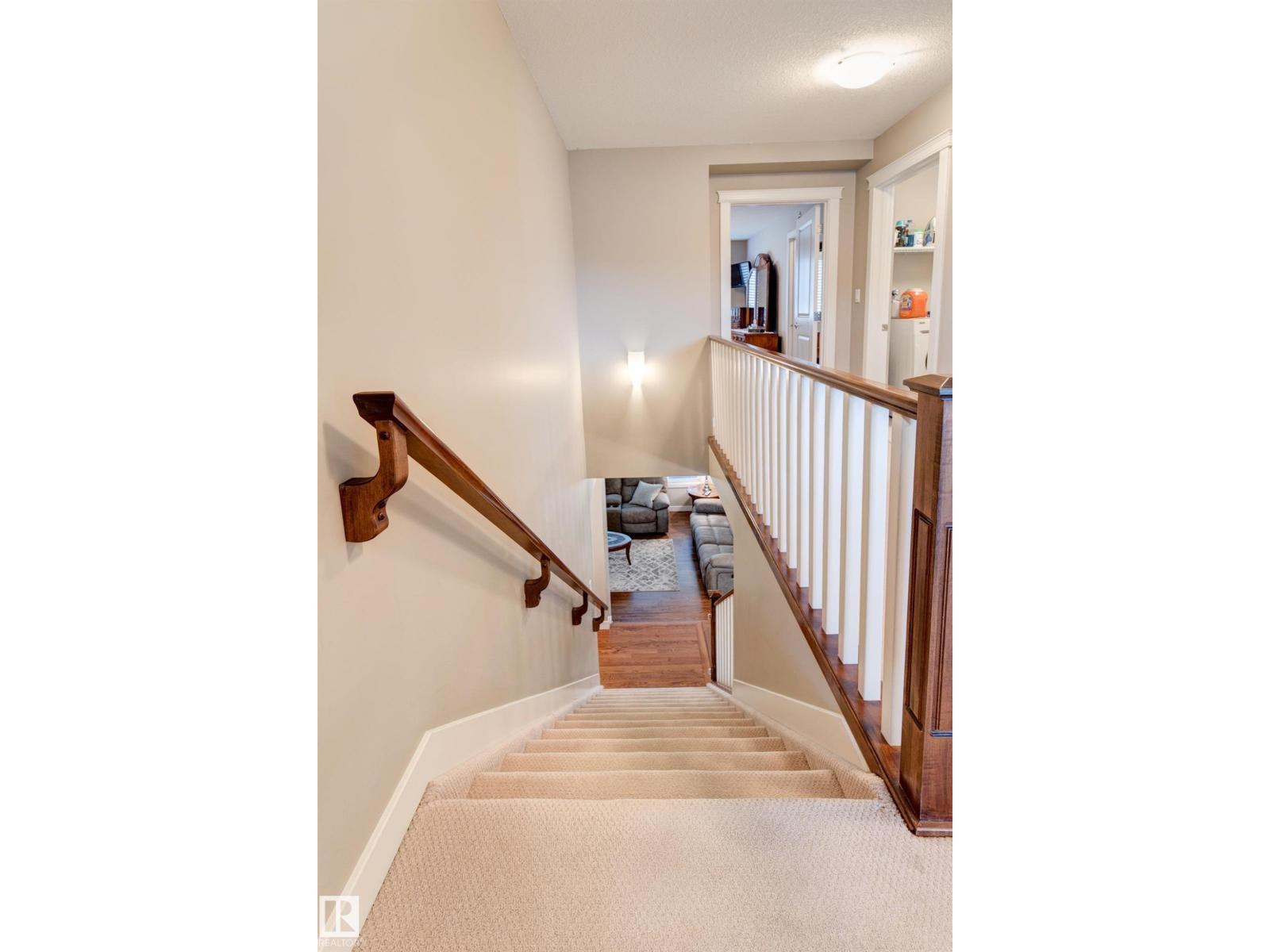 22015 97 AV NW - 36