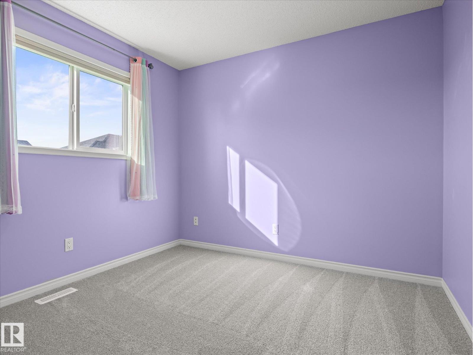 11531 11 AV SW - 22