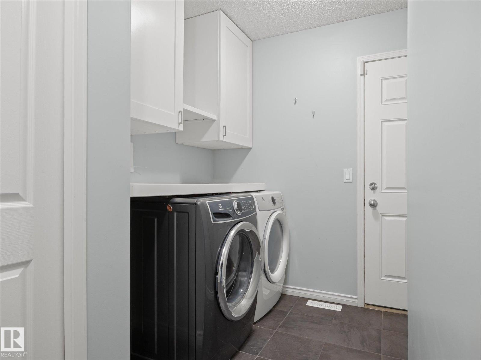 11531 11 AV SW - 14