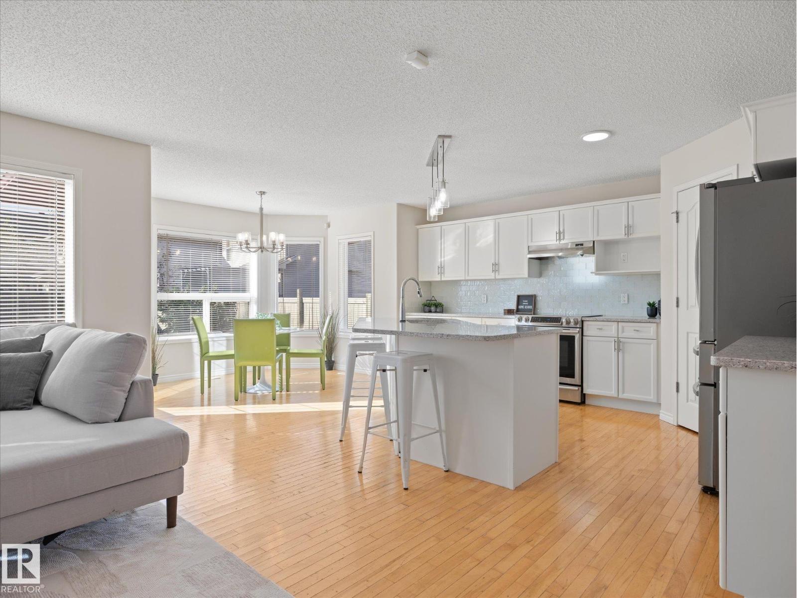 11531 11 AV SW - 7