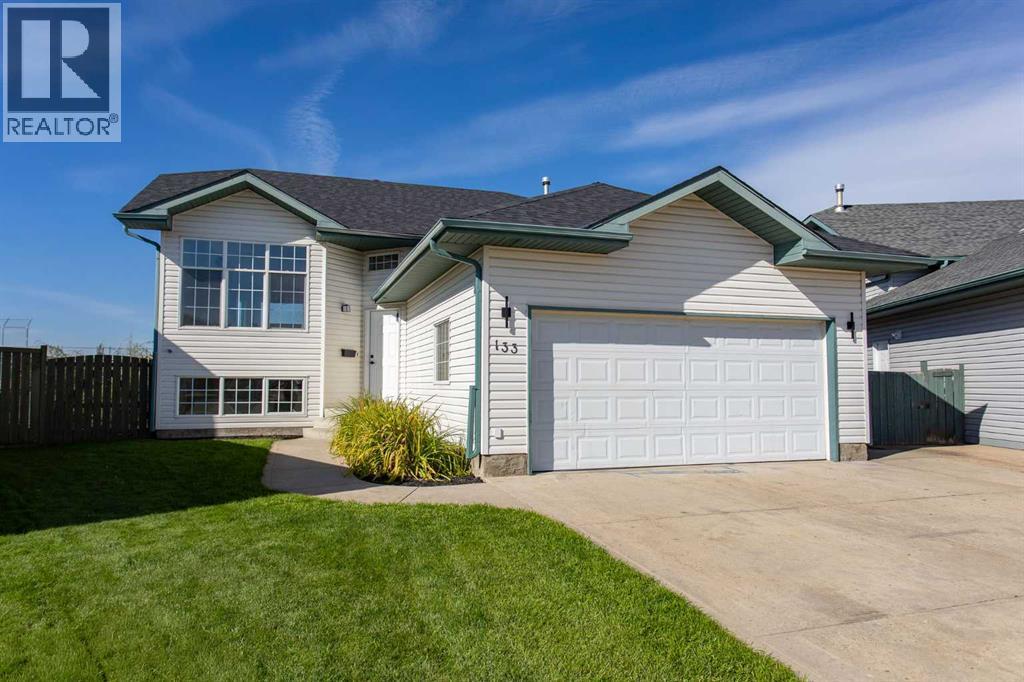 133 Wellington Close - 1
