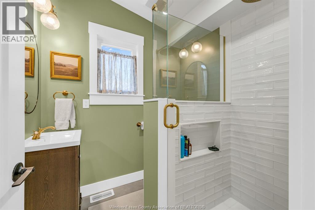 130 Ryan STREET - 24