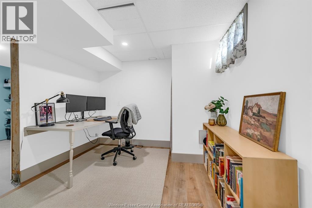 130 Ryan STREET - 41