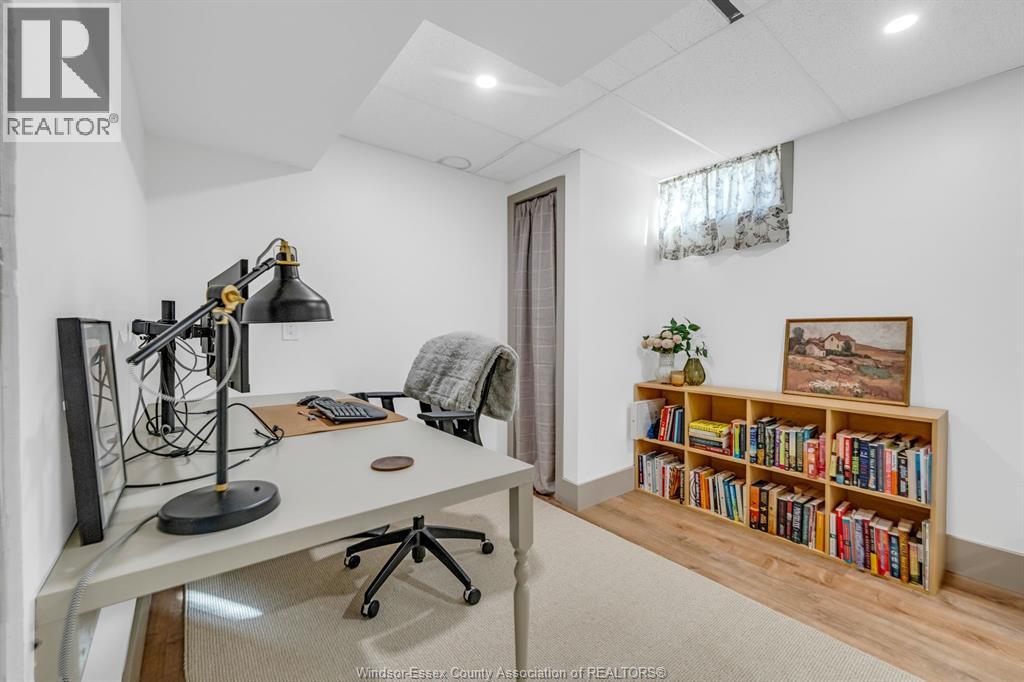 130 Ryan STREET - Image 42