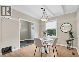 Primary Bedroom - 1905 2 Street Nw, Calgary, AB T2M2W7 Photo 8
