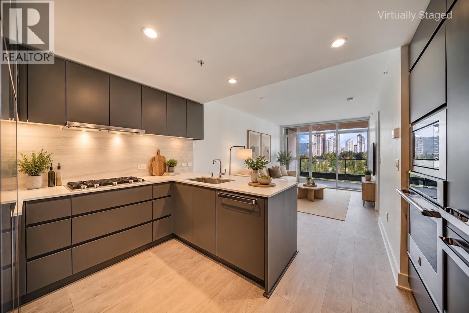 1801 450 WESTVIEW STREET, Coquitlam - Image 1
