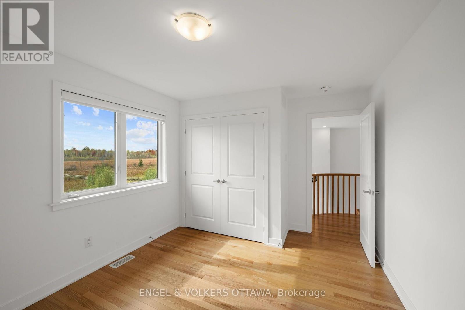 154 WINTERHAVEN DRIVE - Image 26