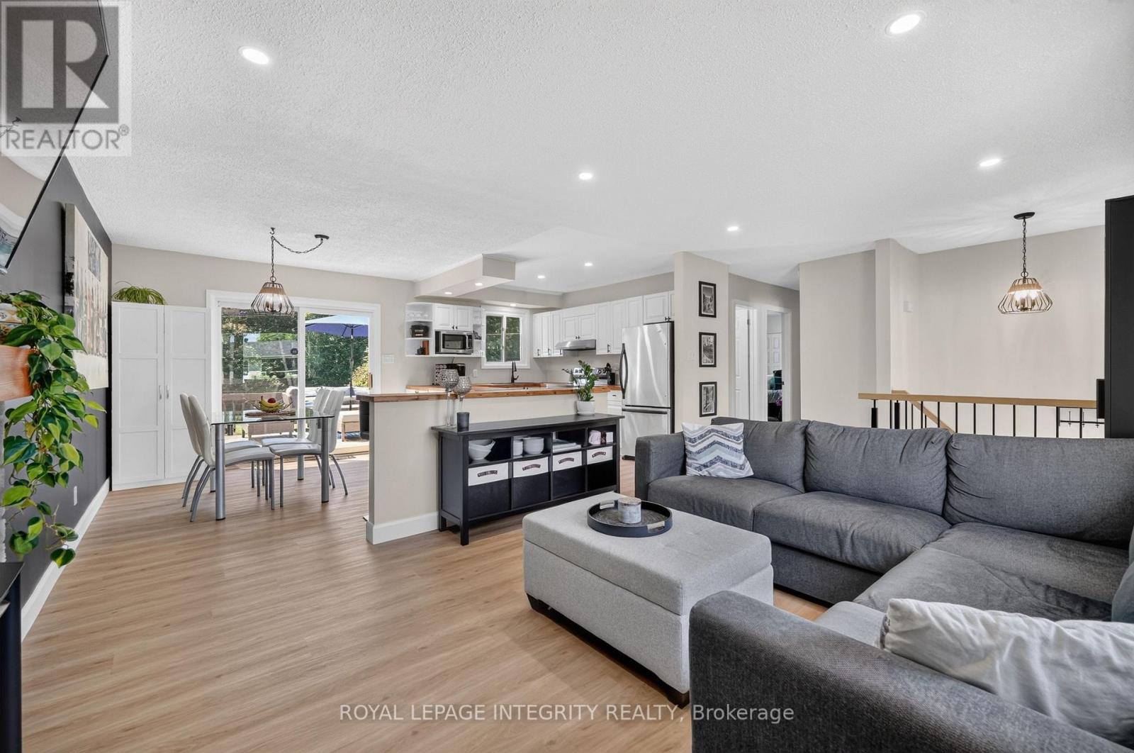 195 FRANCOIS STREET - Image 10