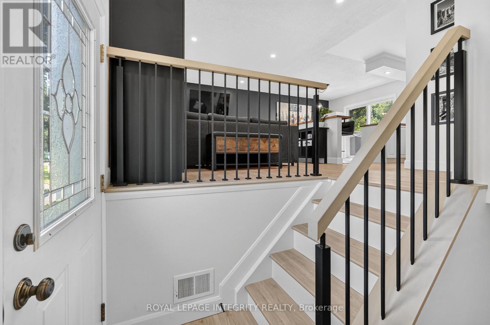 195 FRANCOIS STREET - Image 6