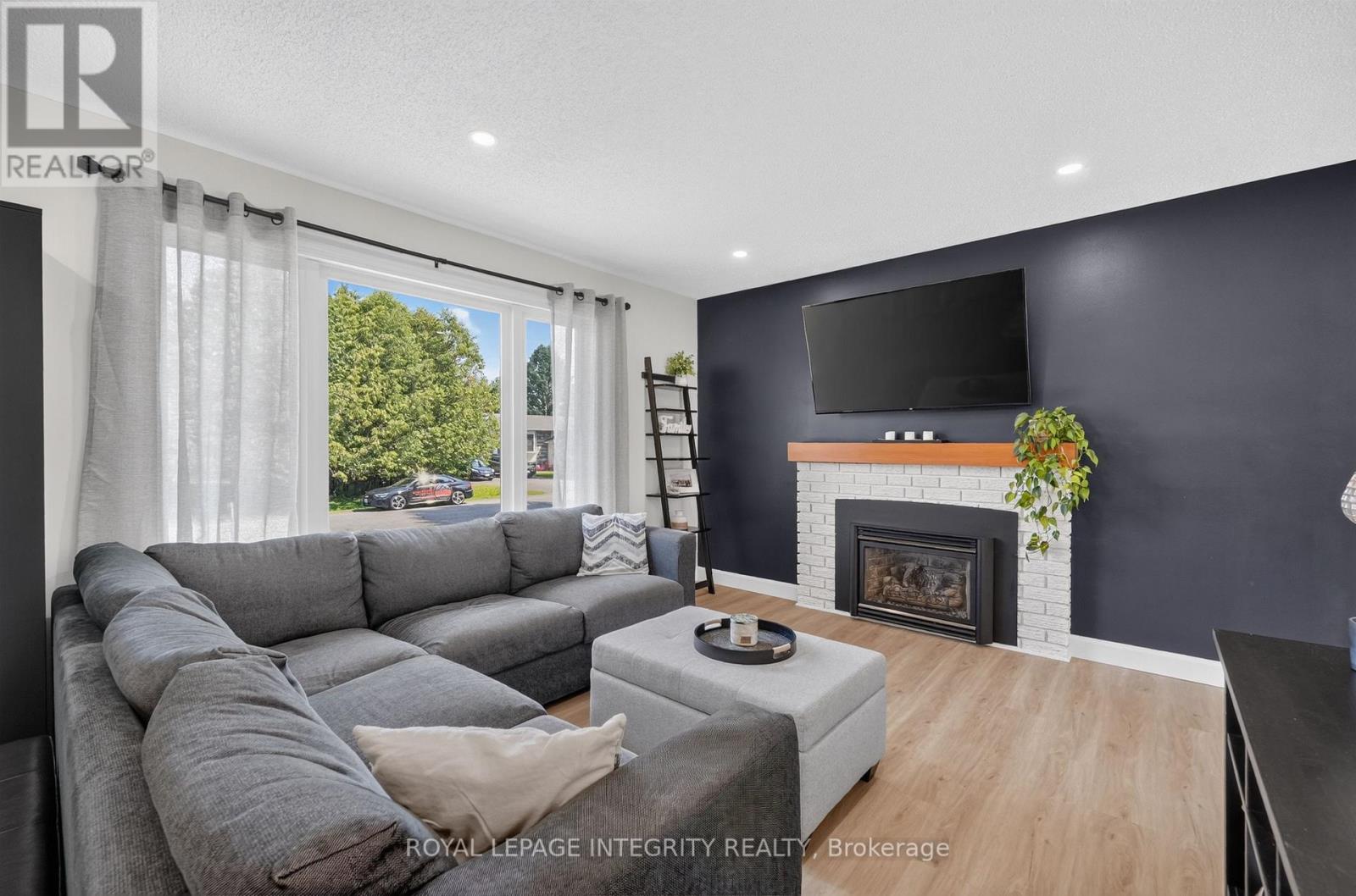 195 FRANCOIS STREET - Image 8