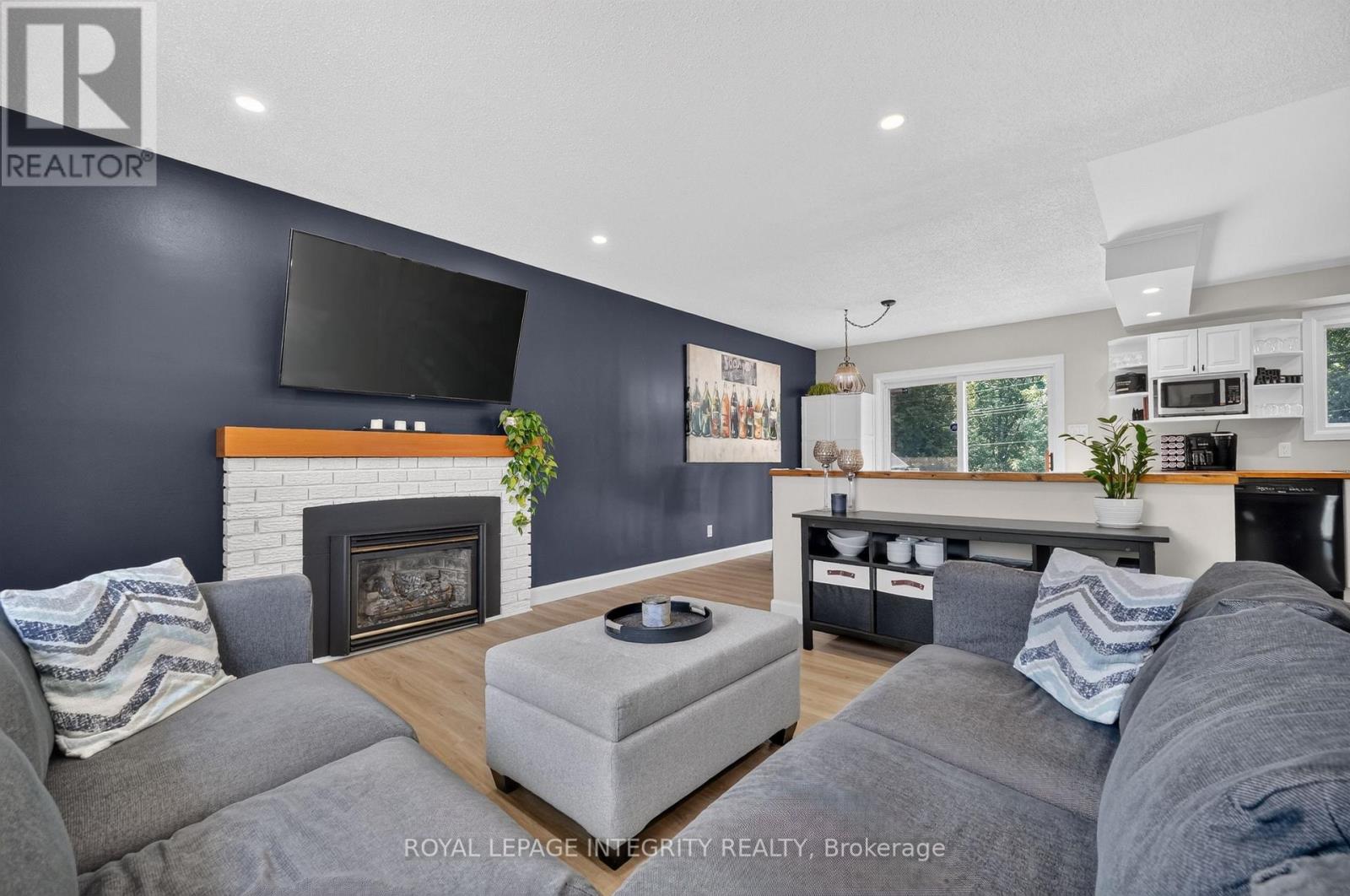195 FRANCOIS STREET - Image 9