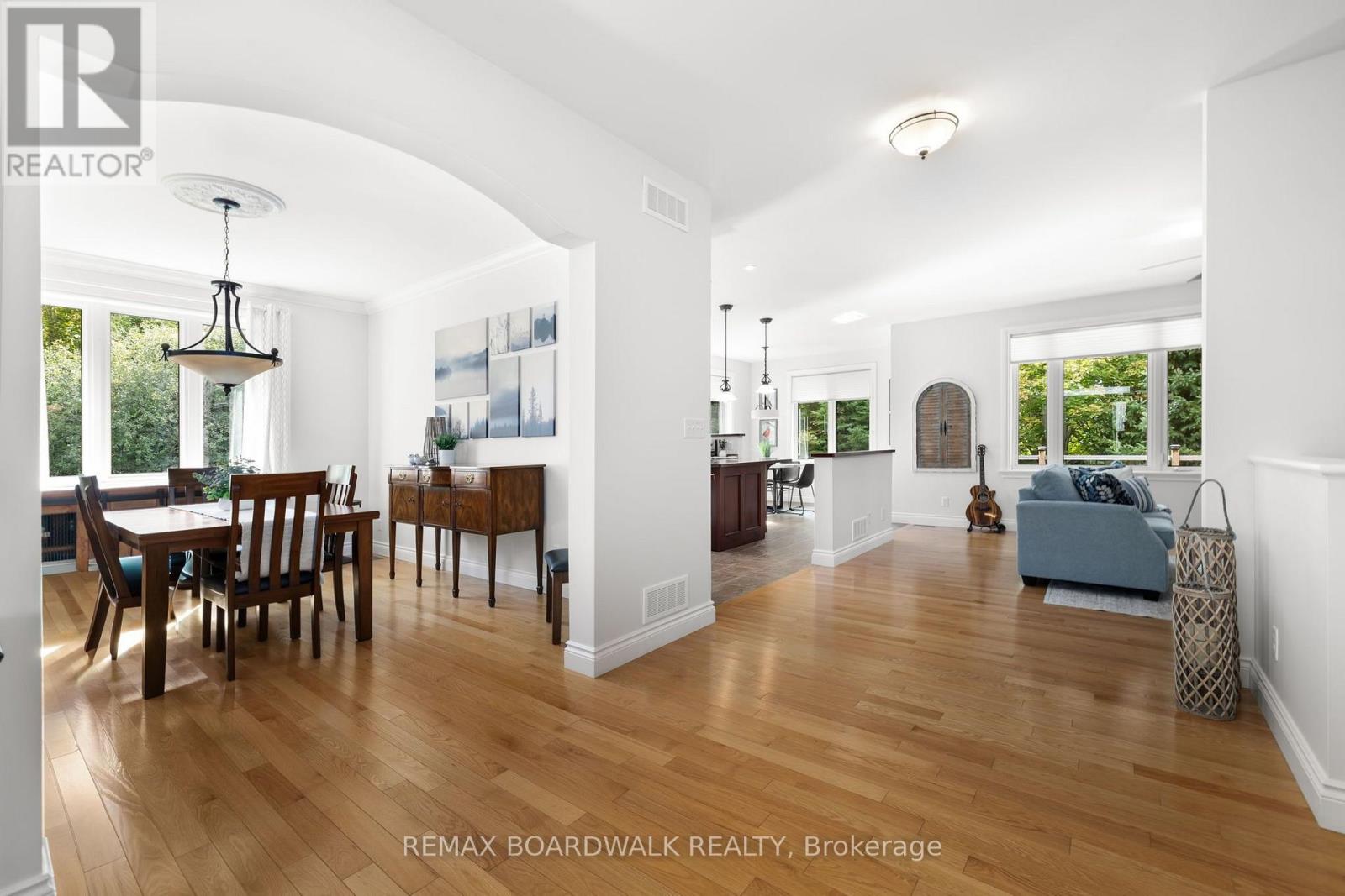 136 MACPHERSON WAY - Image 11