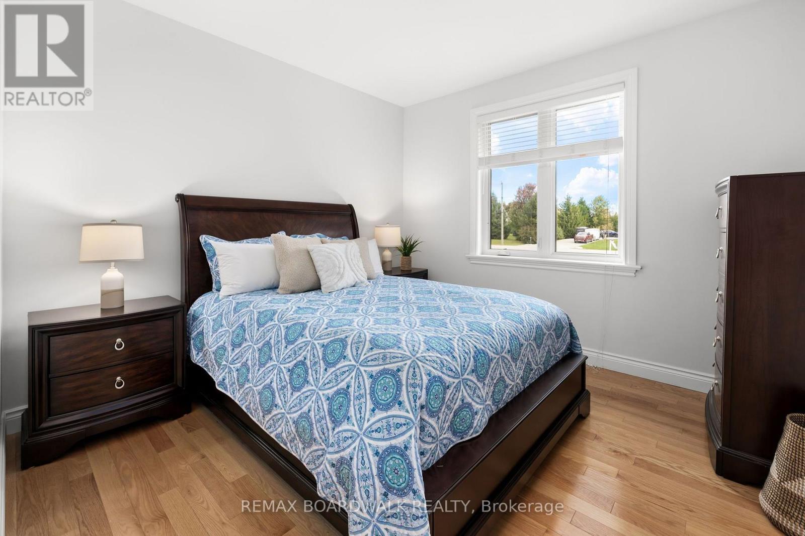 136 MACPHERSON WAY - Image 24