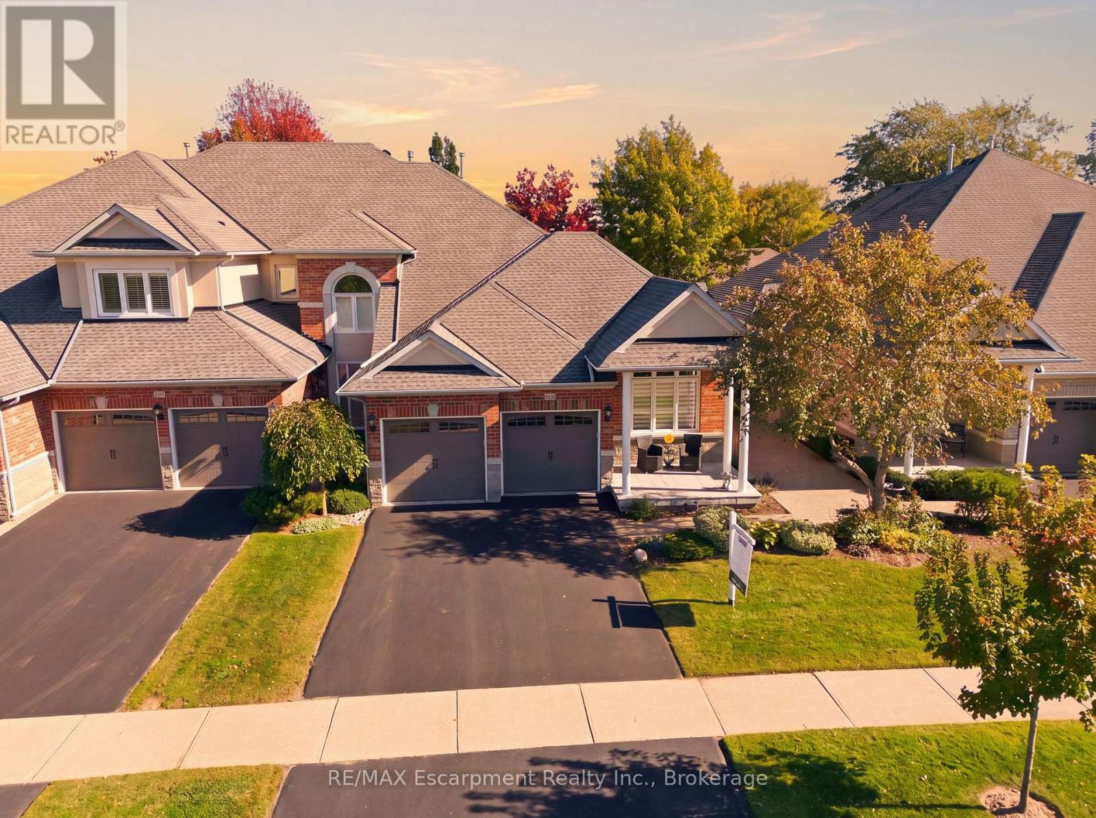 4155 STONEBRIDGE CRESCENT - 2