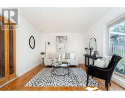 24 Dogwood Crescent, Toronto, ON M1P3N6 Photo 10