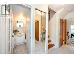 Bedroom 3 - 24 Dogwood Crescent, Toronto, ON M1P3N6 Photo 6