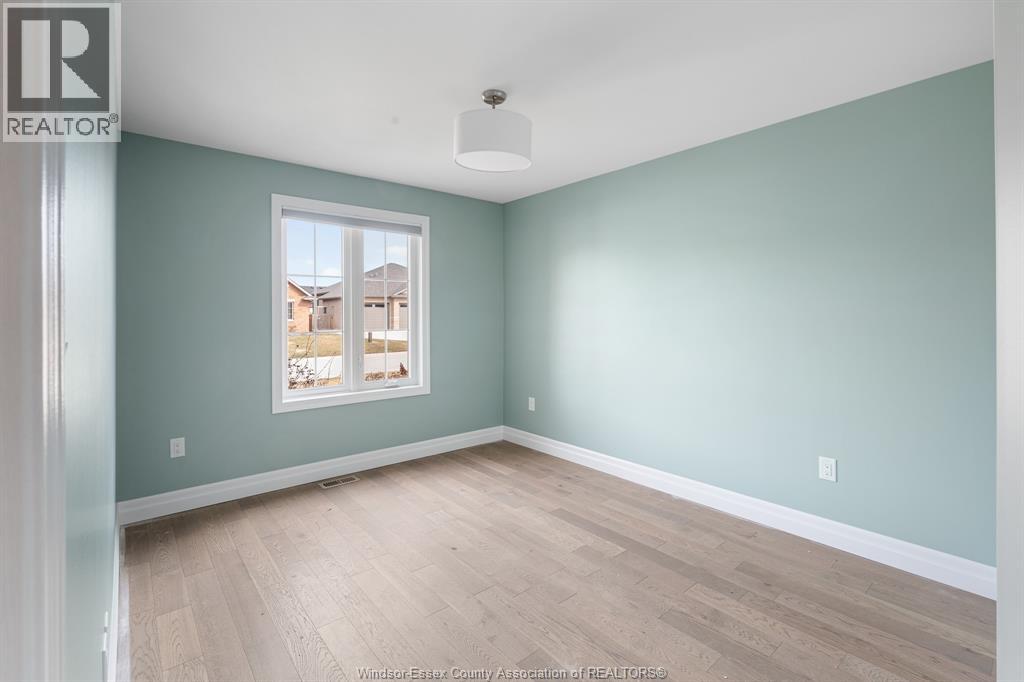 66 YORK BOULEVARD - Image 20