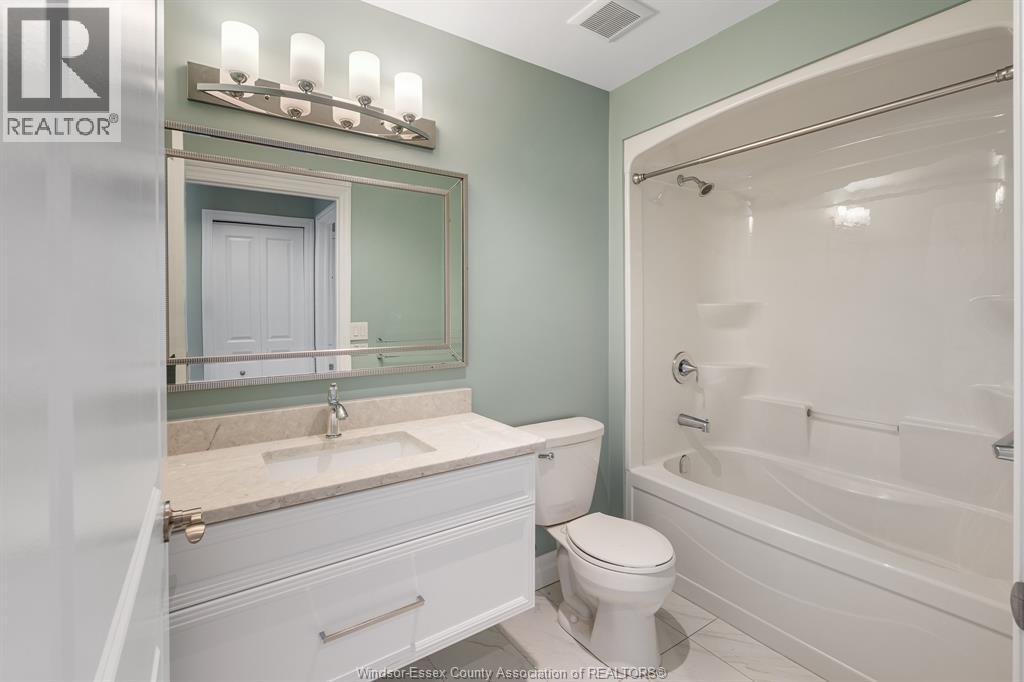 66 YORK BOULEVARD - Image 27