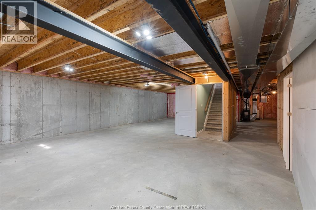 66 YORK BOULEVARD - Image 35