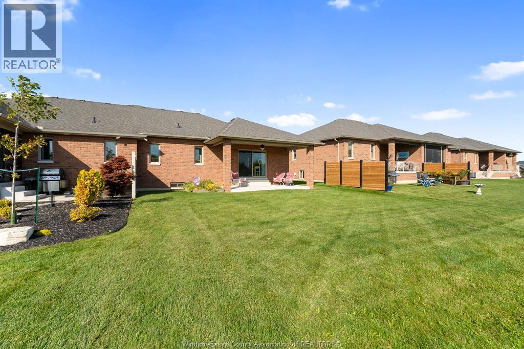 66 YORK BOULEVARD - Image 40