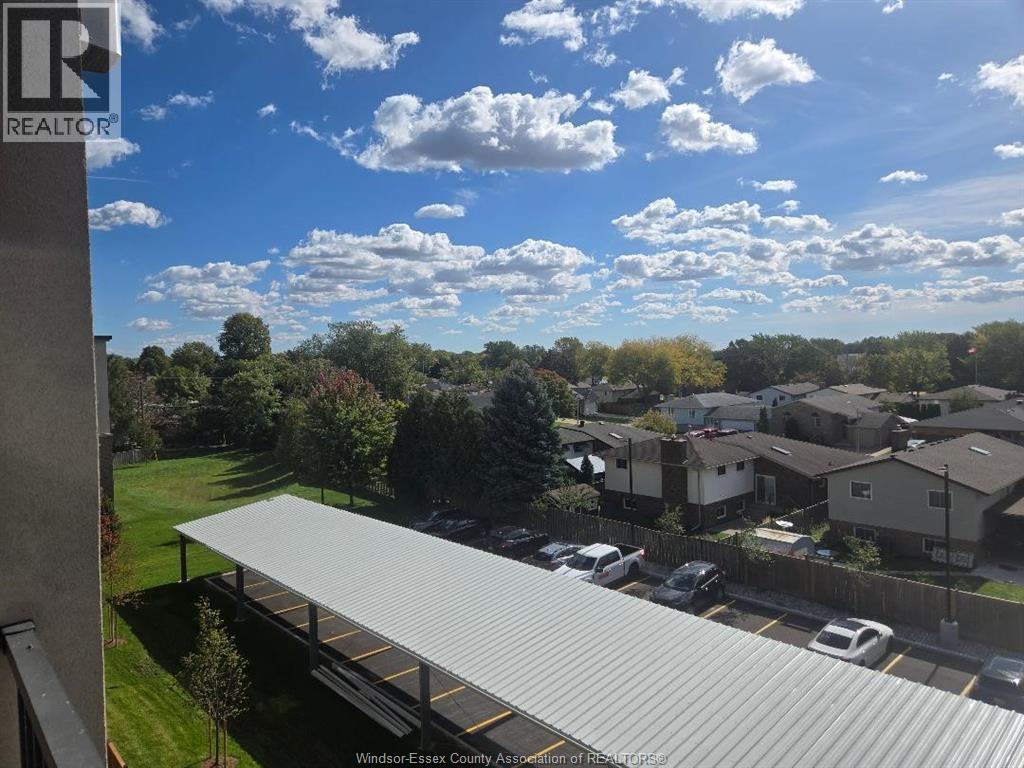 #410 8475 WYANDOTTE STREET East - Image 11