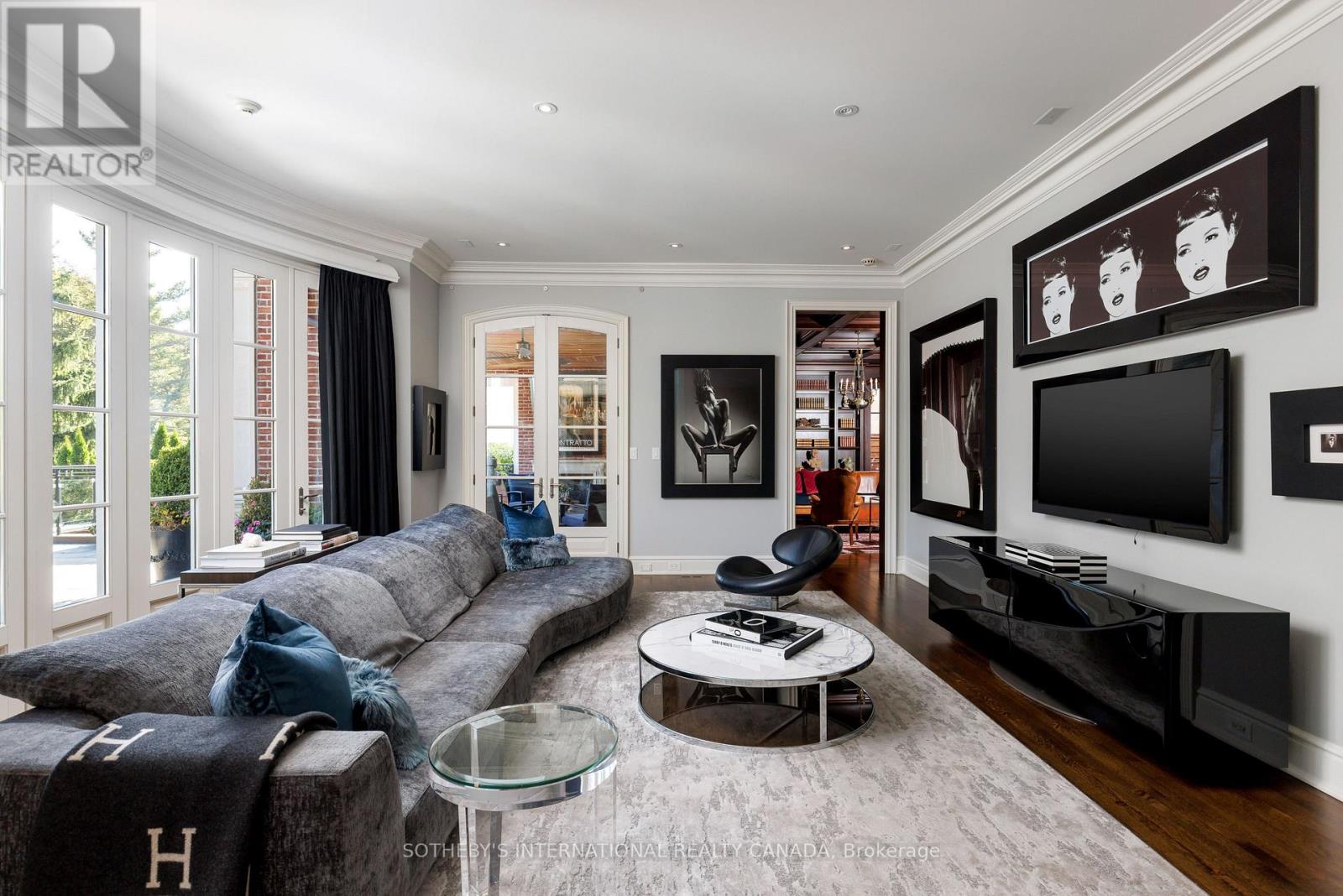 29 Edgehill Road, Toronto, ON photo 6