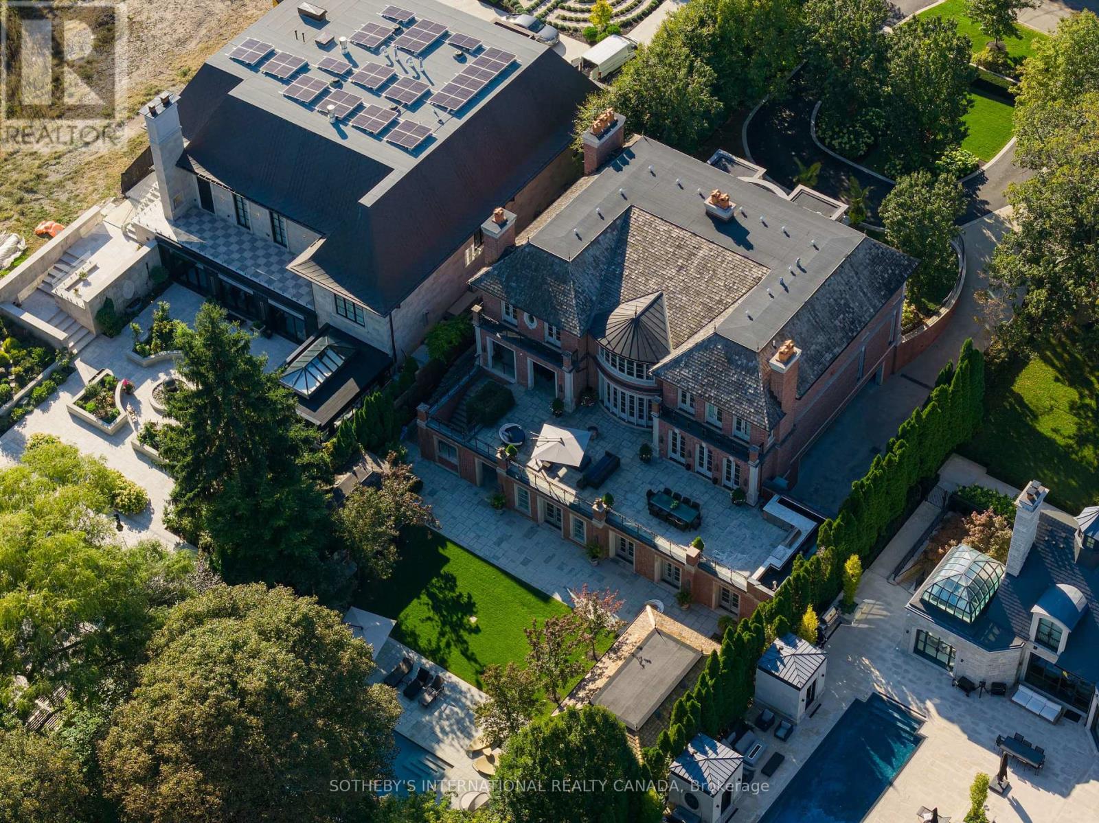 29 Edgehill Road, Toronto, ON photo 48