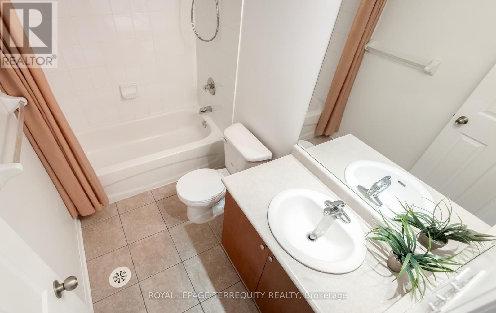 4- 3025 Destination Drive, Mississauga, ON photo 39