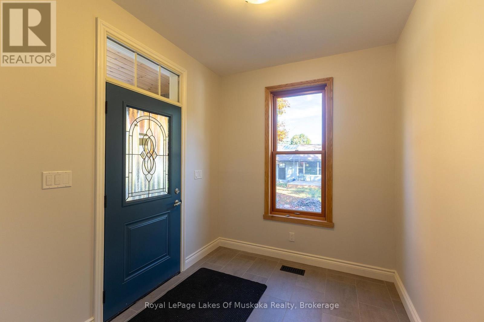 455 WELLINGTON STREET - Image 12