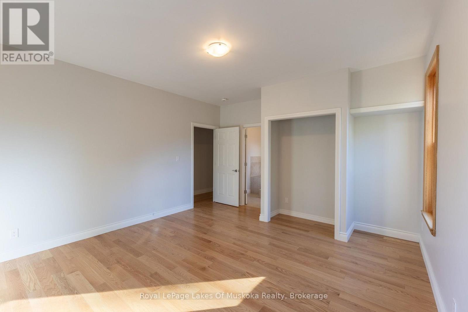 455 WELLINGTON STREET - 27