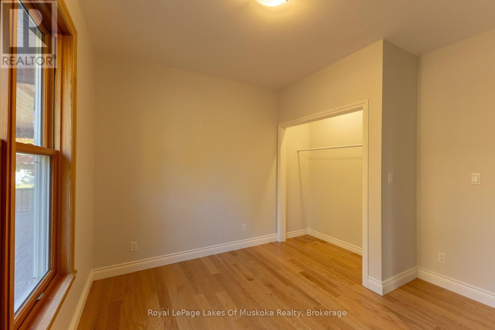 455 WELLINGTON STREET - Image 28