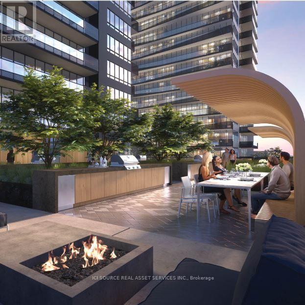 127 Broadway Avenue — photo 2