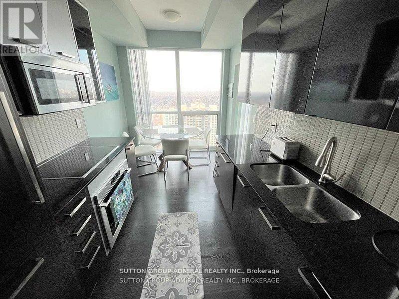 5168 Yonge Street — photo 4