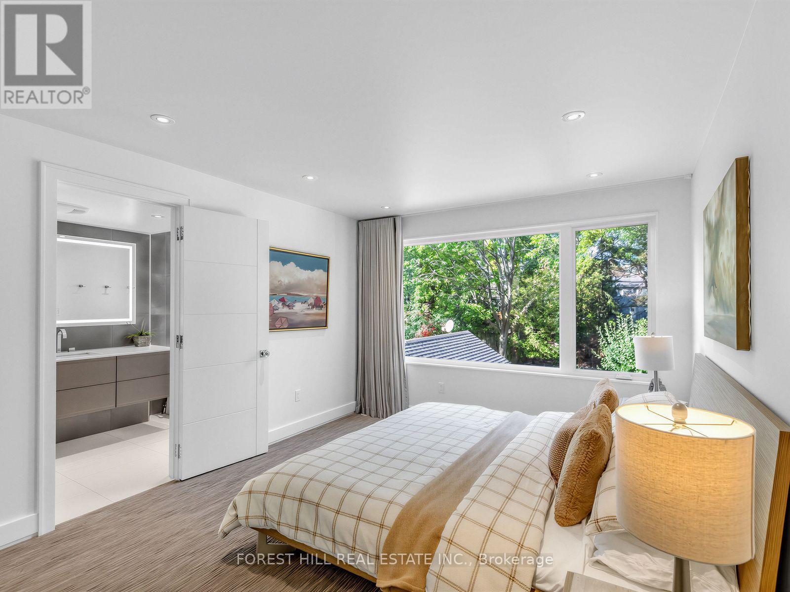 126 KEEWATIN AVENUE - 21