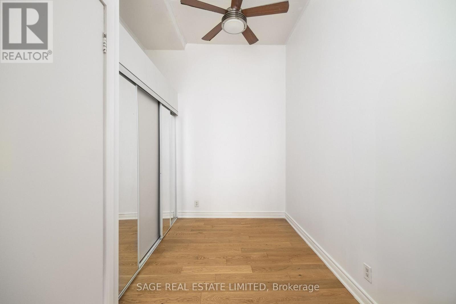 700 King Street West — photo 15