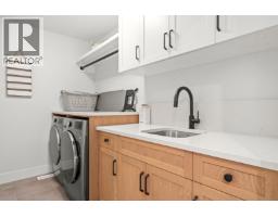 20859 Golf Lane, Maple Ridge, BC V2X1M1 Photo 22