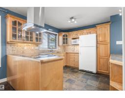 Recreation room - 10753 79 Av Nw, Edmonton, AB T6E1S4 Photo 10