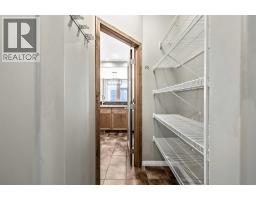 29 Mahogany View SE - photo 16