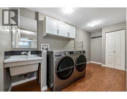 29 Mahogany View SE - photo 39