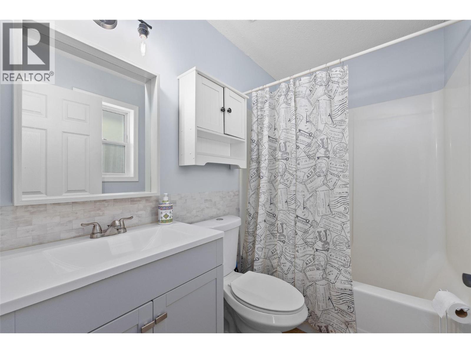  3220 McIver Road, West Kelowna
