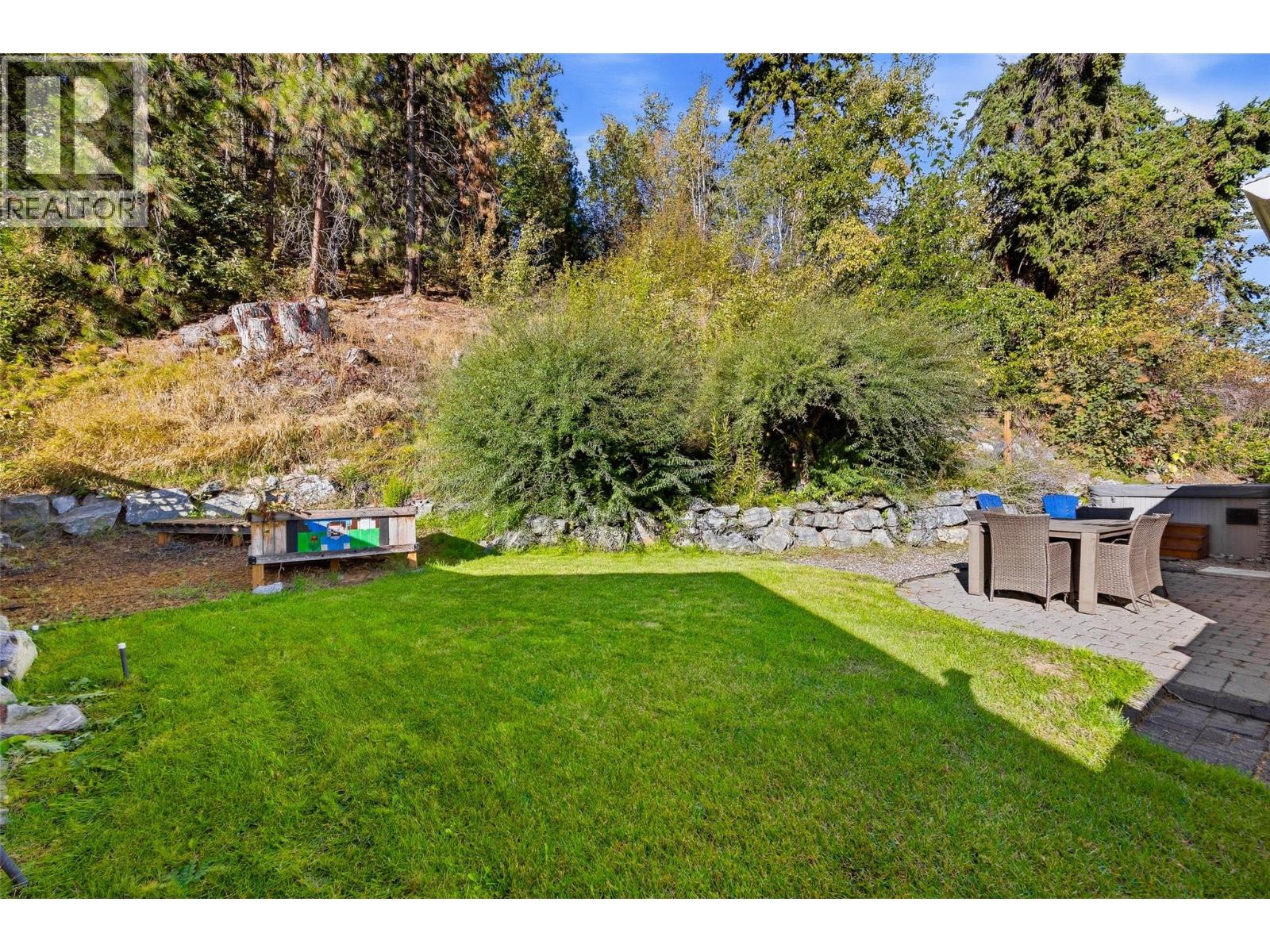  3220 McIver Road, West Kelowna