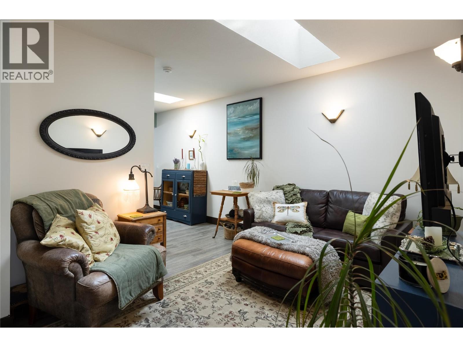 2213 33 Street - Image 11