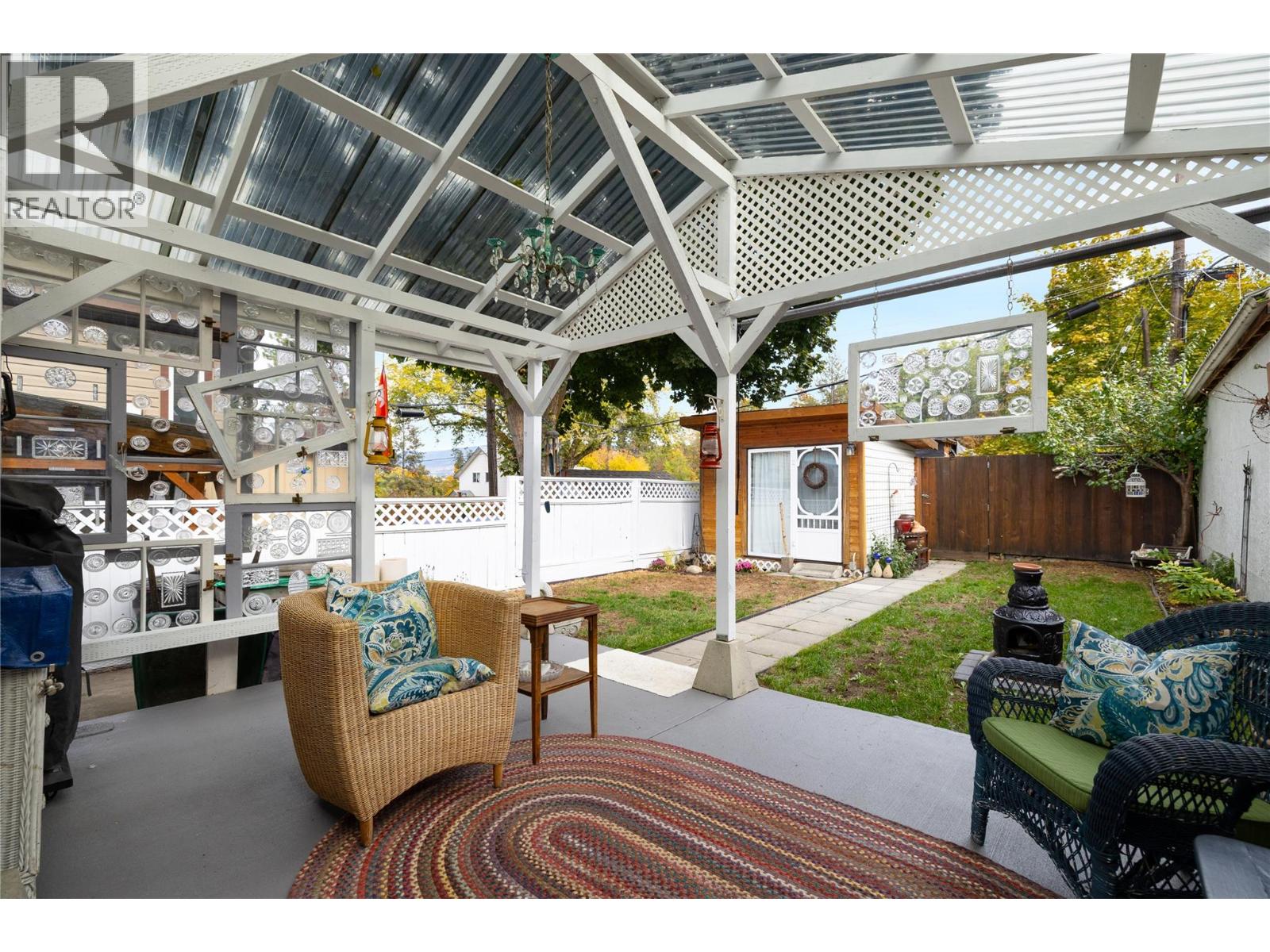 2213 33 Street - Image 33