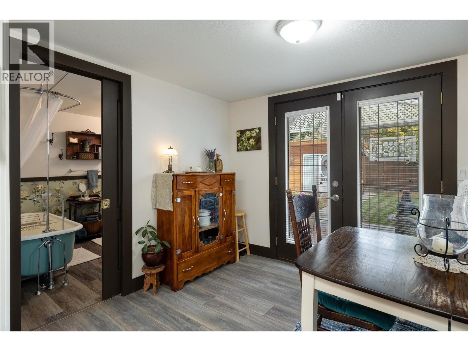 2213 33 Street - Image 18