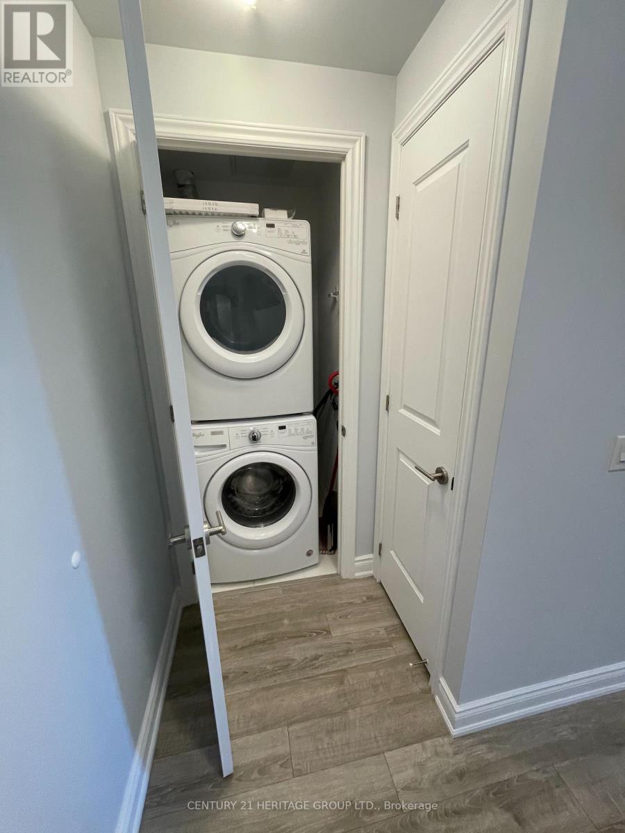 201- 9618 Yonge Street, Richmond Hill, ON photo 3
