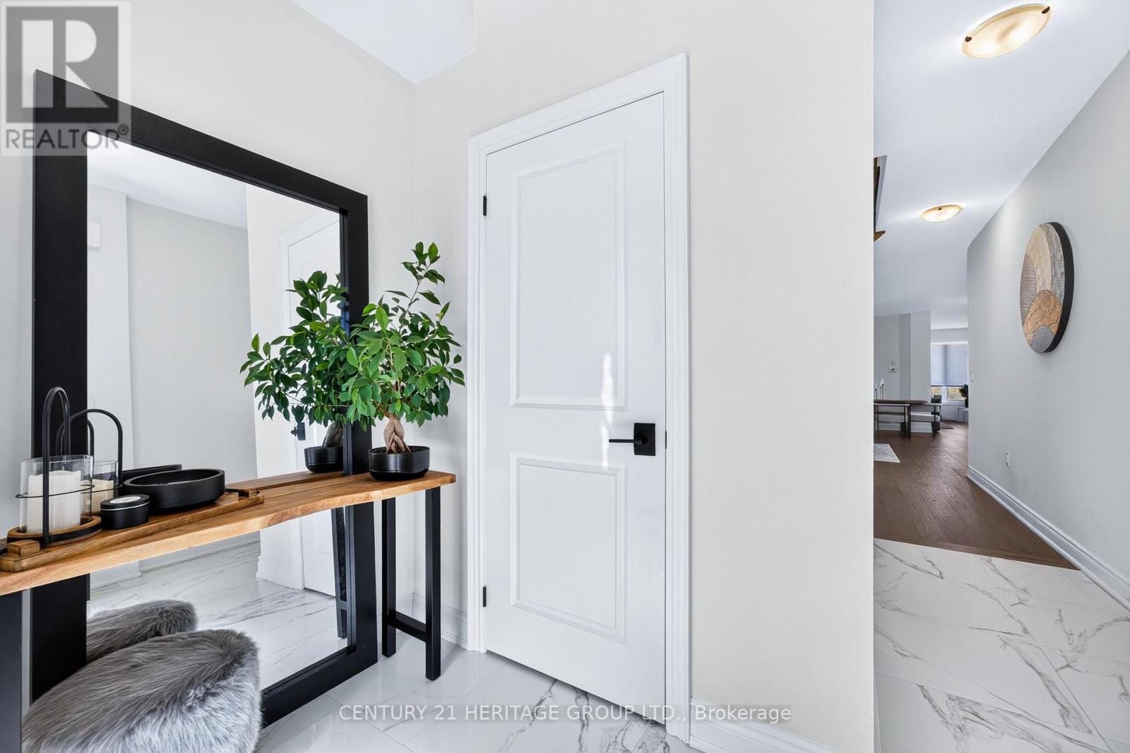 147 Meadow Vista Crescent, East Gwillimbury, ON photo 5